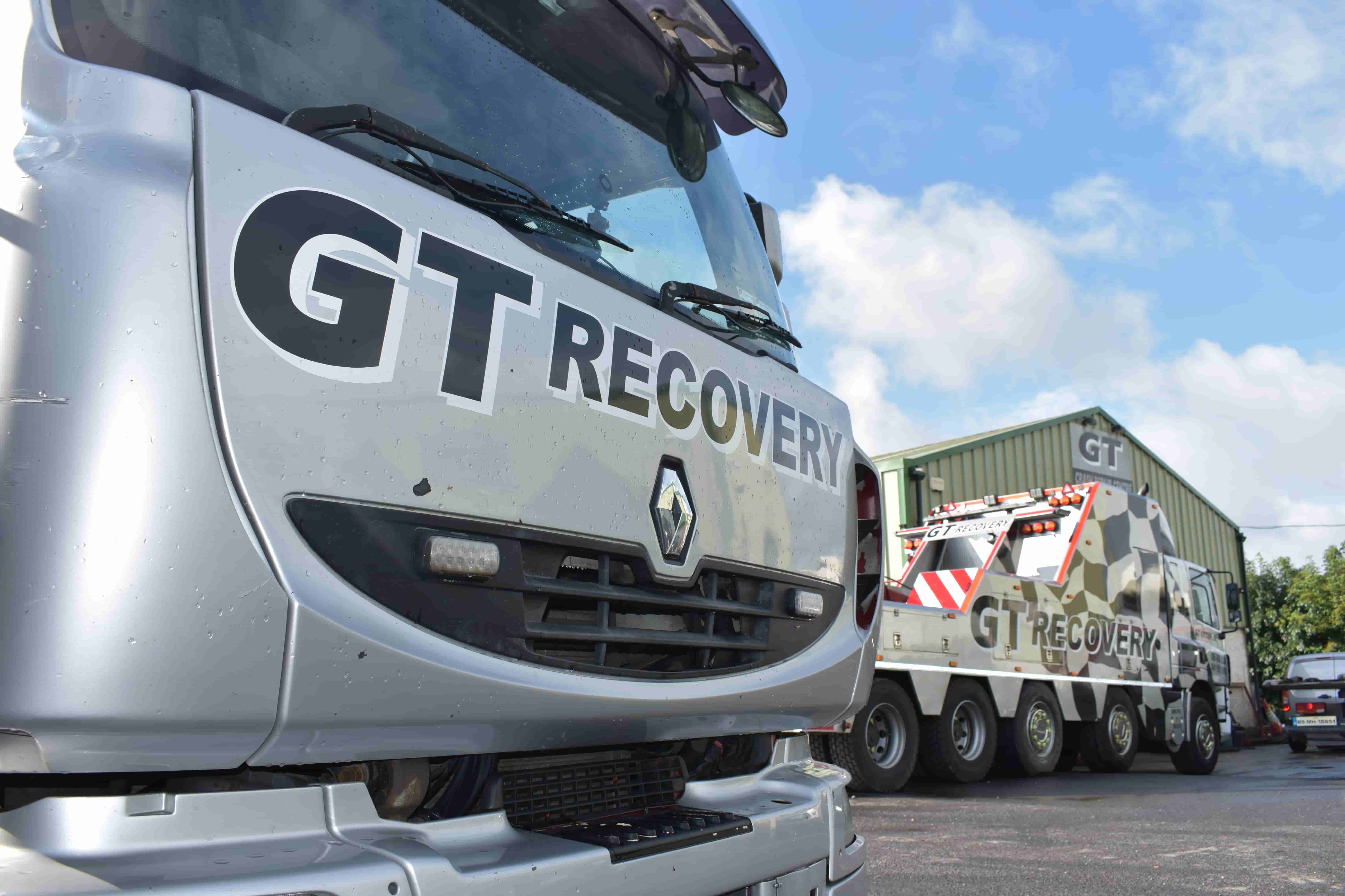 Recovery truck